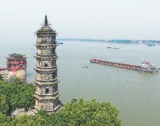 我们开设“‘庐山观’—人民日报记者看江西”专栏